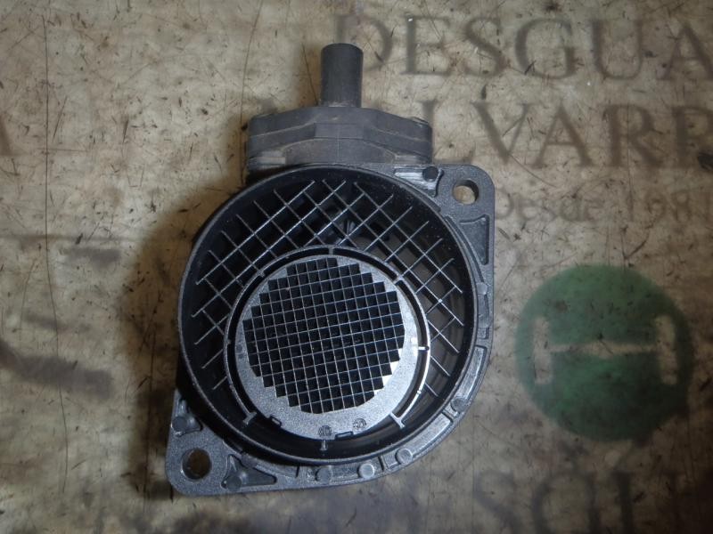 Recambio de caudalimetro para volkswagen golf v berlina (1k1) highline referencia OEM IAM 038906461B  