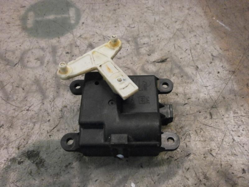 Recambio de motor apertura trampillas climatizador para nissan almera tino (v10m) visia referencia OEM IAM   