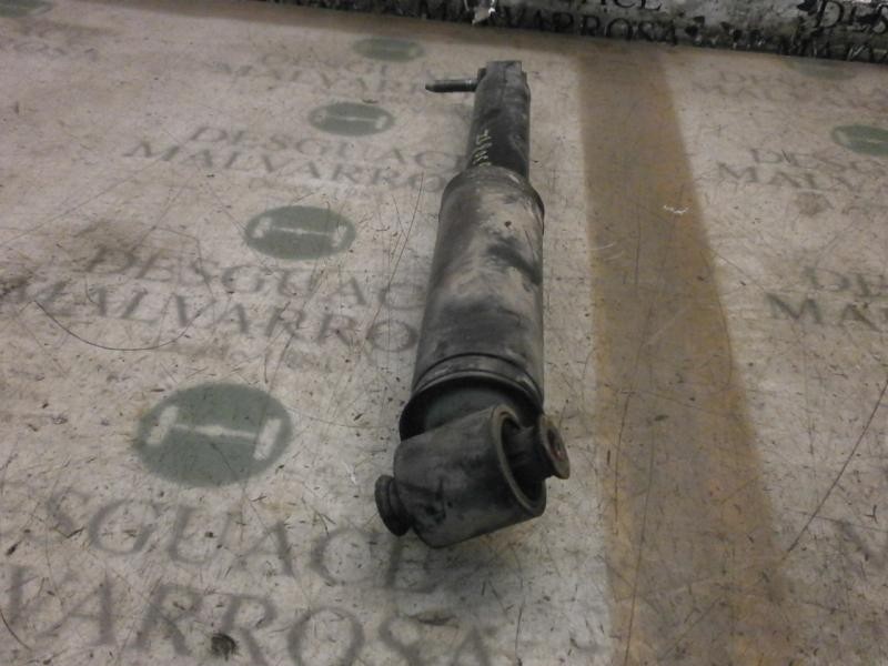 Recambio de amortiguador trasero izquierdo para renault scenic ii grand dynamique referencia OEM IAM   