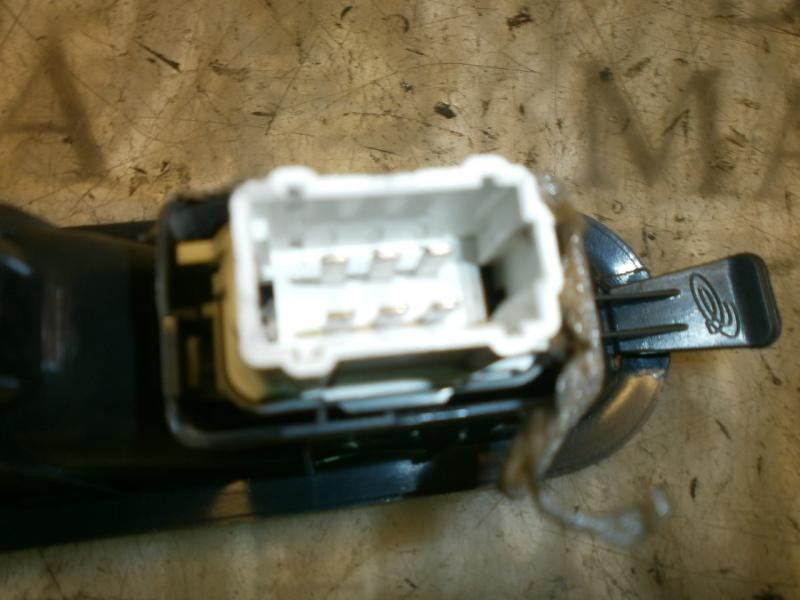 Recambio de mando elevalunas trasero derecho para renault scenic ii grand dynamique referencia OEM IAM   