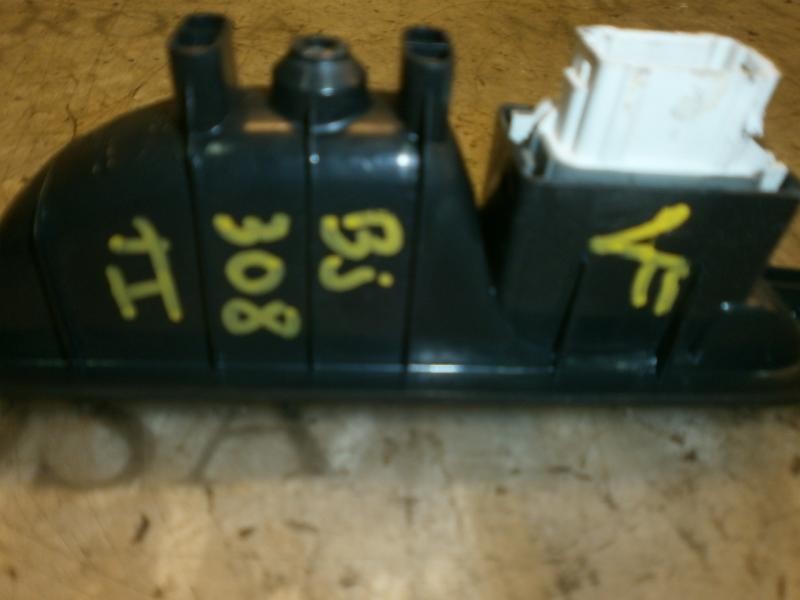 Recambio de mando elevalunas trasero izquierdo para renault scenic ii grand dynamique referencia OEM IAM   