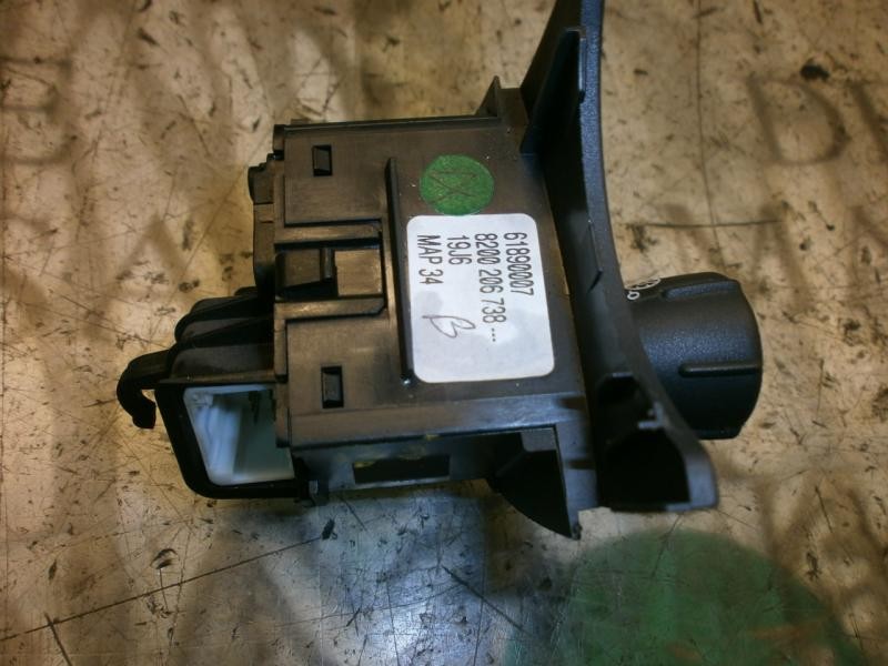 Recambio de modulo electronico para renault scenic ii grand dynamique referencia OEM IAM   