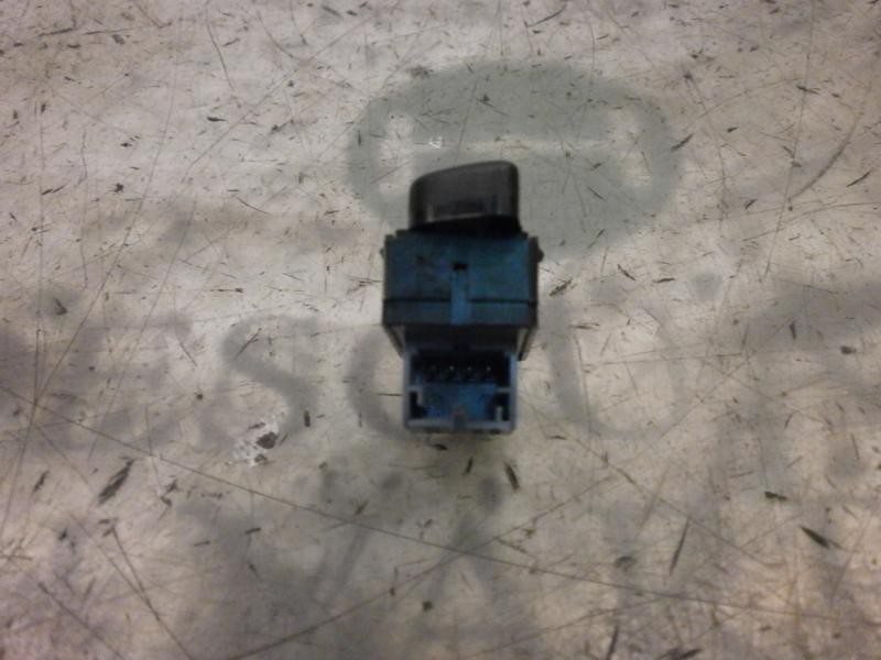 Recambio de mando elevalunas trasero derecho para volkswagen polo (9n3) highline referencia OEM IAM 6Q09598569B9  