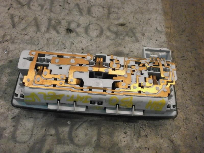 Recambio de piloto interior para renault laguna ii (bg0) privilege referencia OEM IAM   