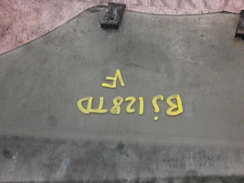 Recambio de cristal puerta trasero derecho para peugeot 407 confort referencia OEM IAM 9204K1  