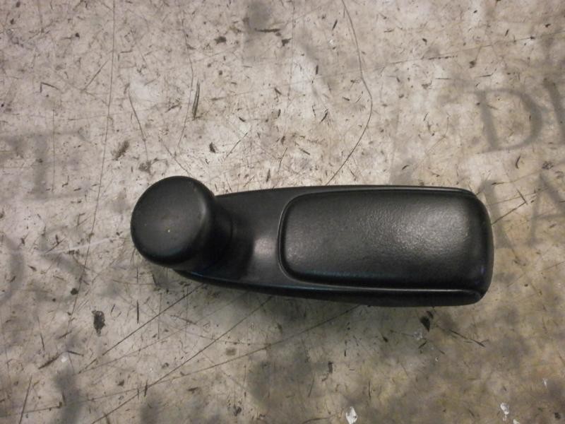 Recambio de maneta elevalunas trasera derecha para peugeot 407 confort referencia OEM IAM 9240E9  