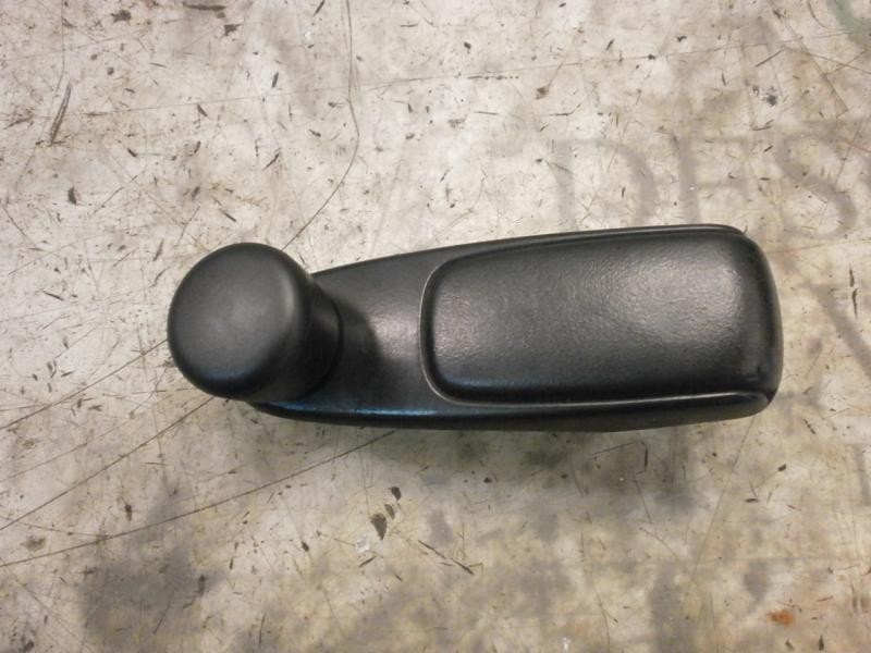 Recambio de maneta elevalunas trasera izquierda para peugeot 407 confort referencia OEM IAM 9240E9  