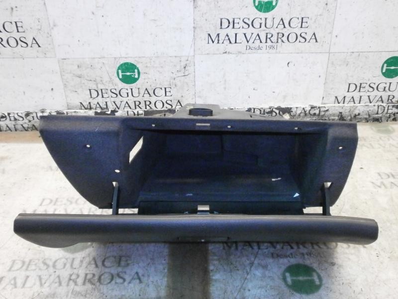 Recambio de guantera para peugeot 407 confort referencia OEM IAM 8226H7  8226J0