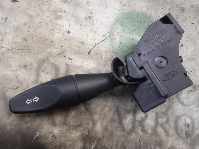 Recambio de mando intermitentes para ford fiesta berlina 1.8 diesel cat referencia OEM IAM   