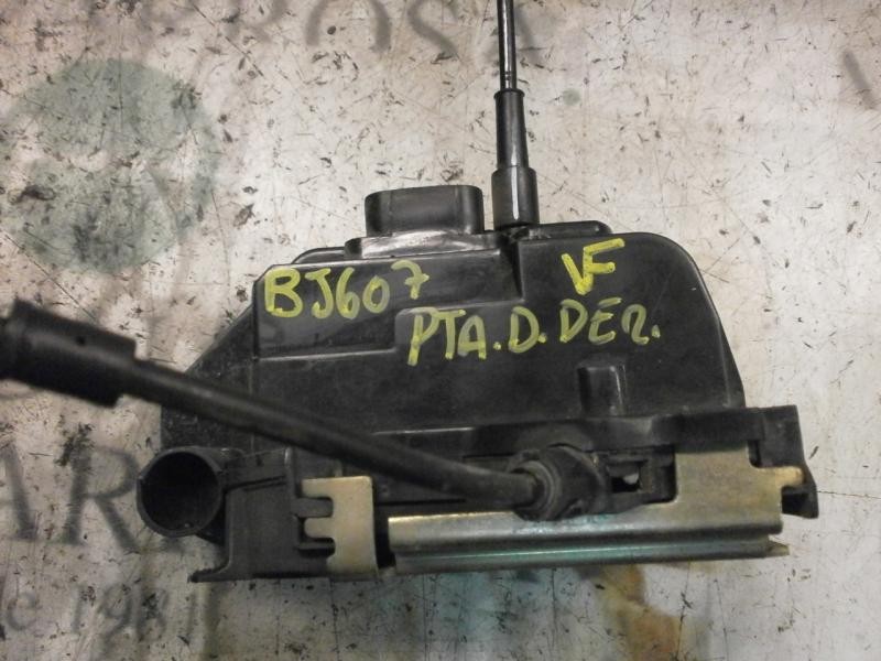 Recambio de cerradura puerta delantera derecha para renault megane ii berlina 5p confort authentique referencia OEM IAM   