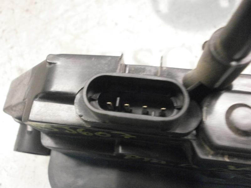 Recambio de cerradura puerta delantera derecha para renault megane ii berlina 5p confort authentique referencia OEM IAM   