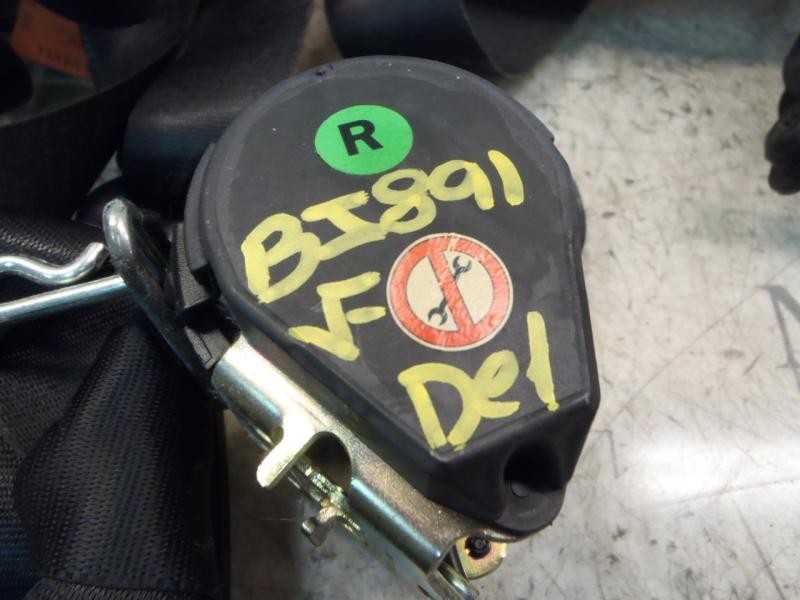 Recambio de cinturon seguridad delantero para ford focus berlina (cak) ghia referencia OEM IAM   