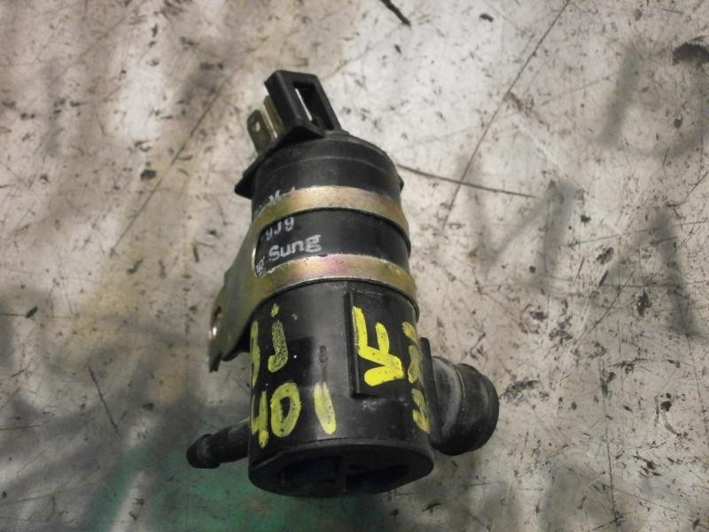 Recambio de bomba limpia para kia carnival td ls travel referencia OEM IAM 0K62067483A  