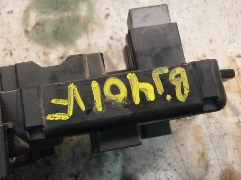 Recambio de caja reles / fusibles para kia carnival td ls travel referencia OEM IAM 0K55267730 990803 990803