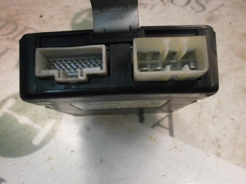 Recambio de modulo electronico para kia carnival td ls travel referencia OEM IAM 0K55267720H 0K55267720 90908115