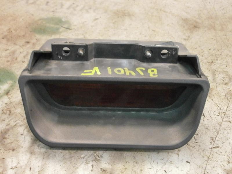 Recambio de piloto trasero central para kia carnival td ls travel referencia OEM IAM 0K56A51580B77  