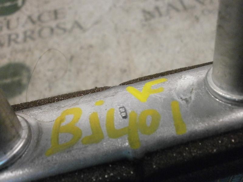 Recambio de radiador calefaccion / aire acondicionado para kia carnival td ls travel referencia OEM IAM 0K55261H01  