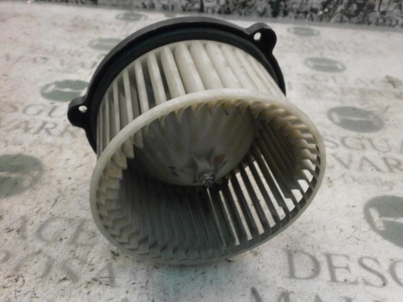 Recambio de motor calefaccion para kia carnival td ls travel referencia OEM IAM 0K55261R07  