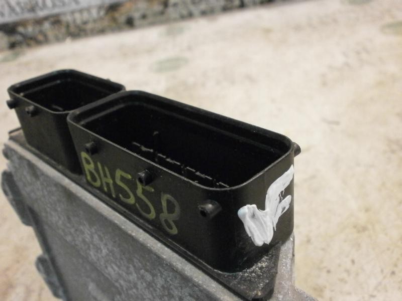 Recambio de centralita motor uce para opel agila cosmo referencia OEM IAM   