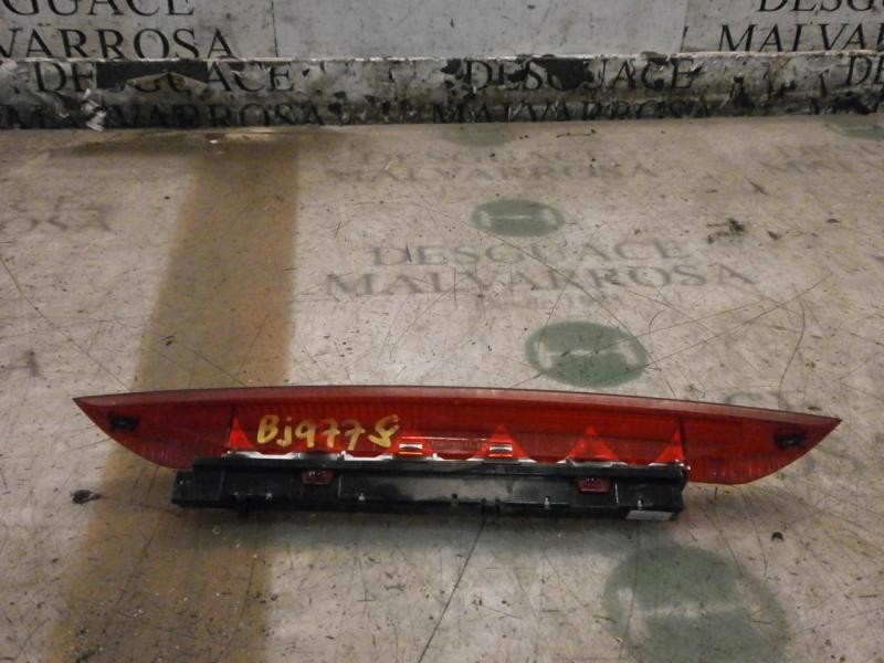 Recambio de piloto trasero central para ford focus berlina (cap) 2.0 tdci cat referencia OEM IAM   