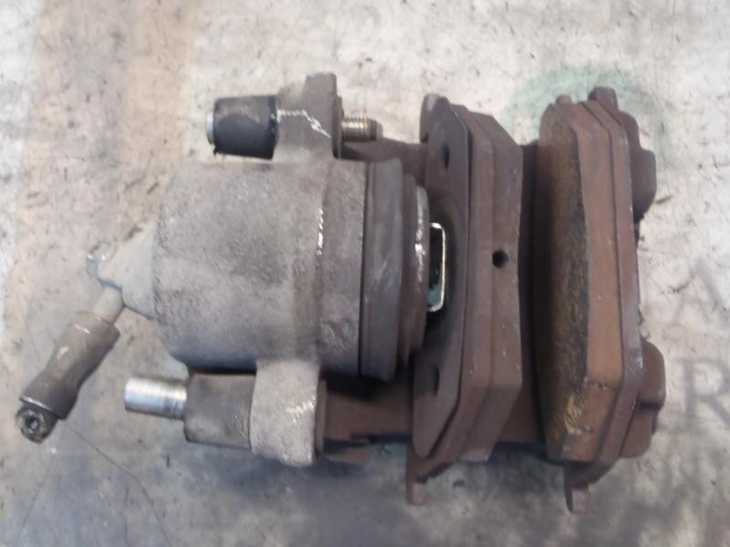 Recambio de pinza freno delantera izquierda para volkswagen golf iv berlina (1j1) 1.6 16v referencia OEM IAM   