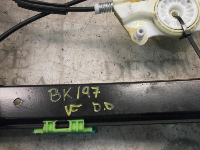 Recambio de elevalunas delantero derecho para audi a2 (8z) 1.4 referencia OEM IAM 8Z0837462B  