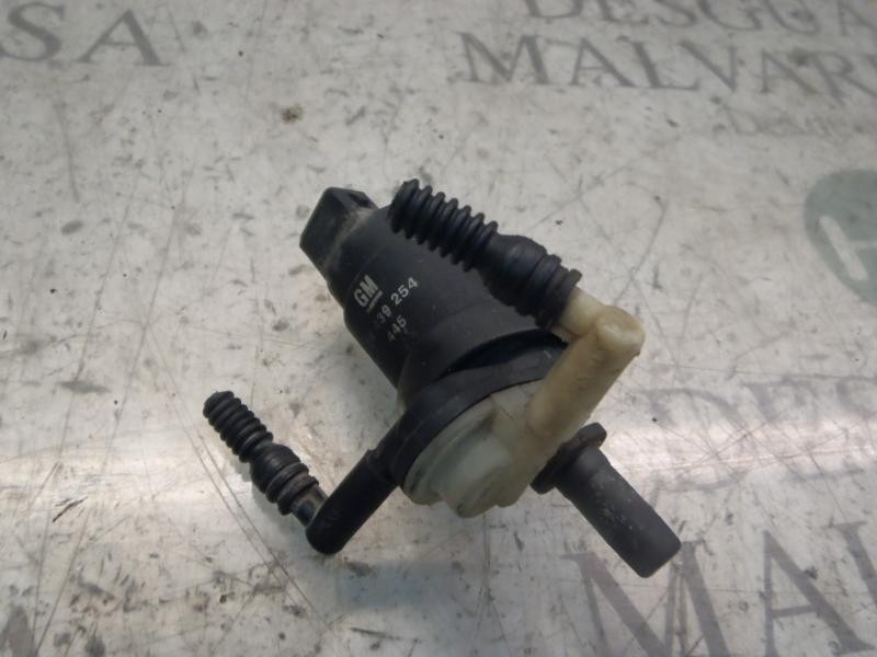 Recambio de bomba limpia para opel zafira b enjoy referencia OEM IAM   