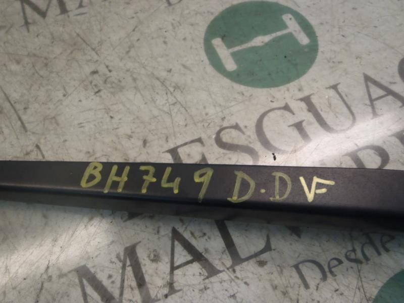 Recambio de brazo limpia delantero derecho para citroën c2 cool referencia OEM IAM   