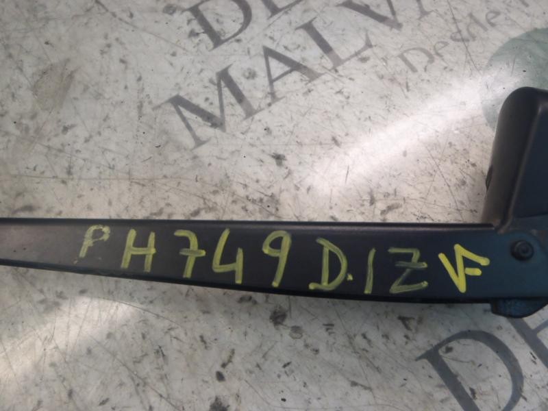 Recambio de brazo limpia delantero izquierdo para citroën c2 cool referencia OEM IAM   