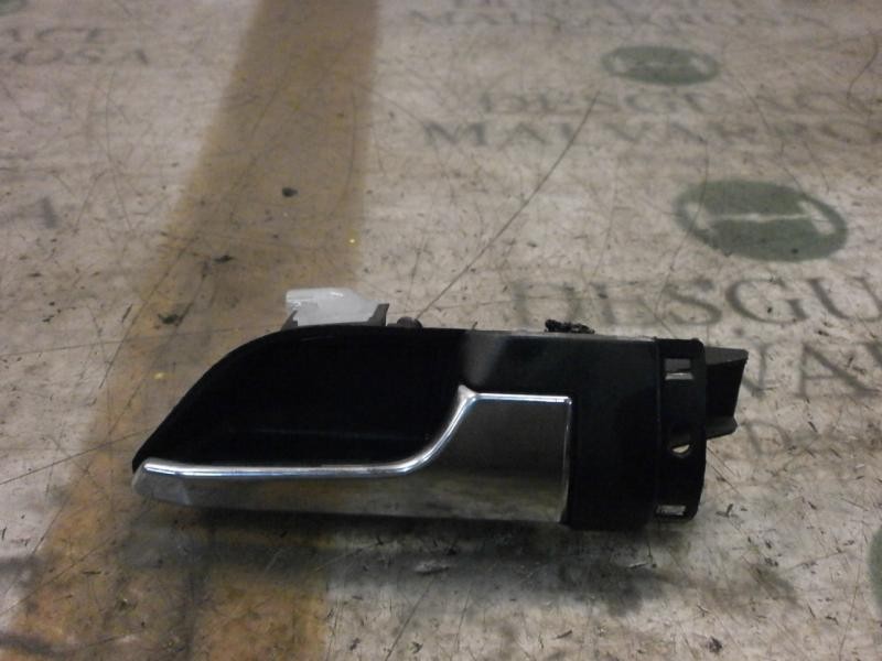Recambio de maneta interior delantera derecha para opel astra gtc enjoy referencia OEM IAM   