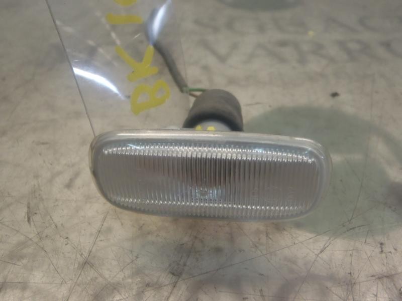 Recambio de piloto lateral izquierdo para audi a2 (8z) 1.4 referencia OEM IAM 4B0949127  