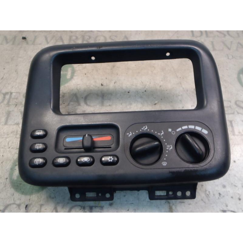 Recambio de mando calefaccion / aire acondicionado para chrysler voyager (gs) 2.5 td referencia OEM IAM   