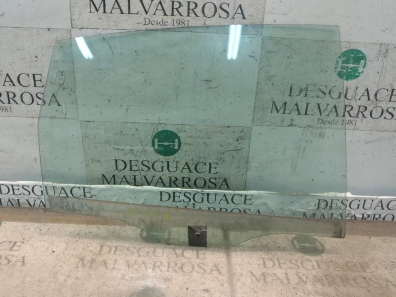 Recambio de cristal puerta trasero derecho para audi a2 (8z) 1.4 referencia OEM IAM 8Z0845206B  