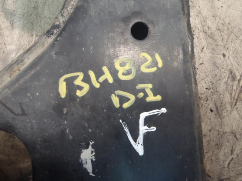 Recambio de brazo suspension inferior delantero izquierdo para opel zafira b enjoy referencia OEM IAM   