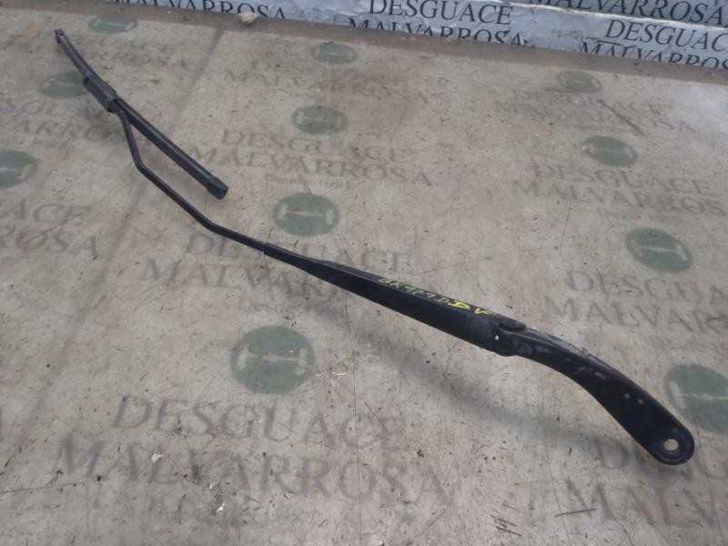 Recambio de brazo limpia delantero derecho para renault megane ii berlina 5p privilege referencia OEM IAM   