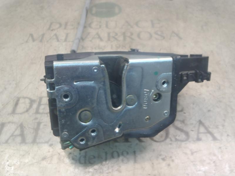 Recambio de cerradura puerta trasera derecha para bmw serie 3 berlina (e46) 330d referencia OEM IAM 51227011246  