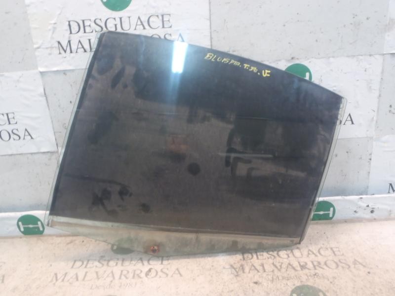Recambio de cristal puerta trasero izquierdo para bmw serie 3 berlina (e46) 330d referencia OEM IAM 51348196027  