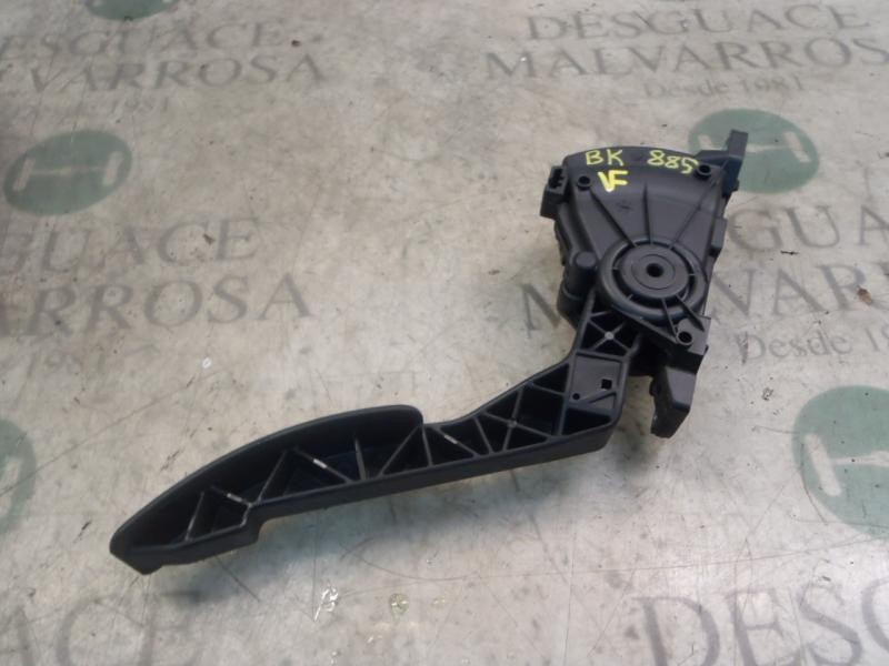 Recambio de potenciometro pedal para dacia logan ambiance referencia OEM IAM 6001548477 8200386506B 
