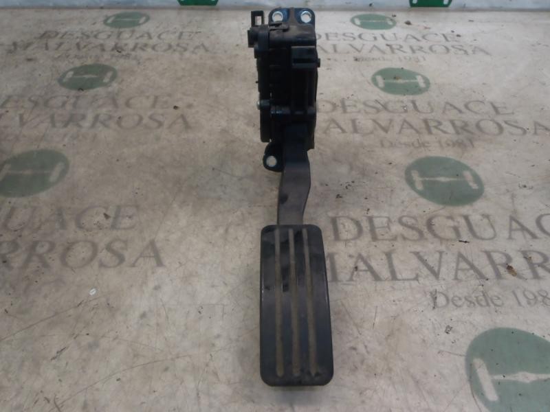 Recambio de potenciometro pedal para dacia logan ambiance referencia OEM IAM 6001548477 8200386506B 