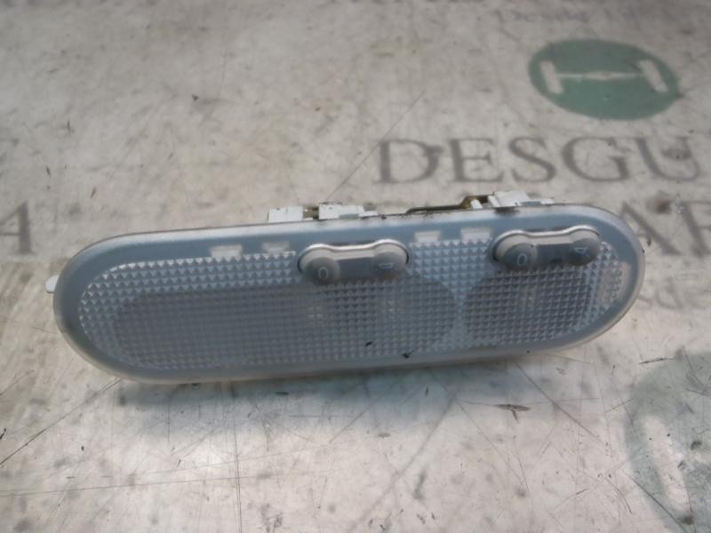 Recambio de piloto interior para dacia logan ambiance referencia OEM IAM 8200074362  