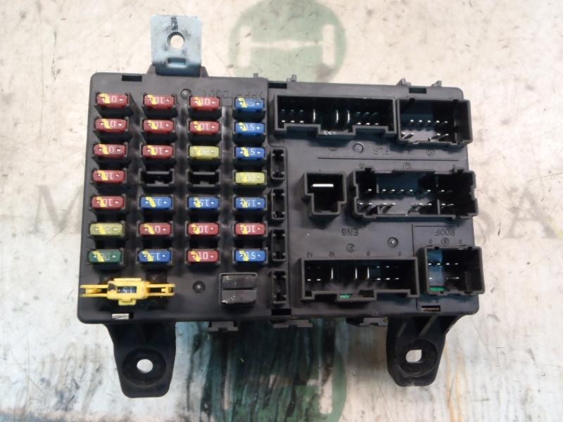 Recambio de caja reles / fusibles para hyundai getz (tb) 1.1 básico referencia OEM IAM 911981C020 911981C020 AK1289