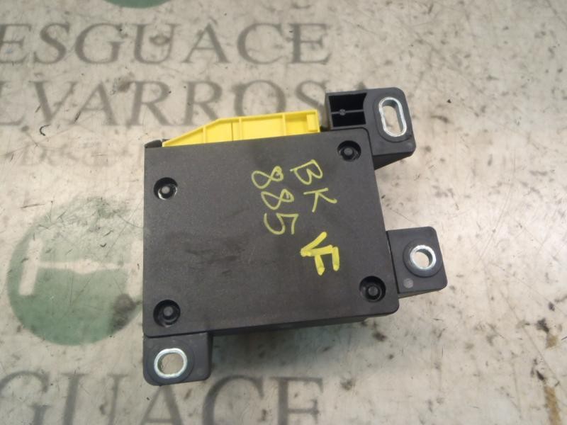 Recambio de centralita airbag para dacia logan ambiance referencia OEM IAM 6001551009 8200817787 2840096300300