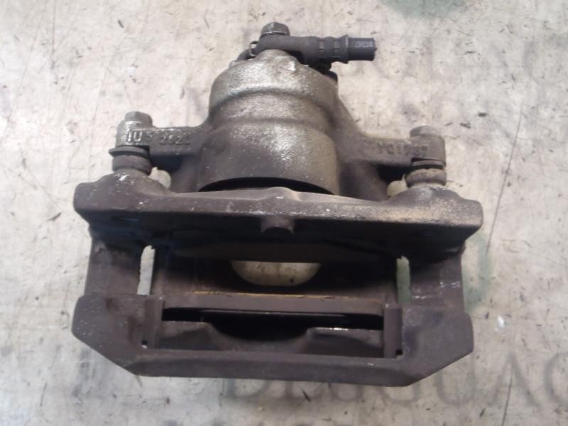 Recambio de pinza freno delantera derecha para toyota aygo (kgb/wnb) básico referencia OEM IAM   
