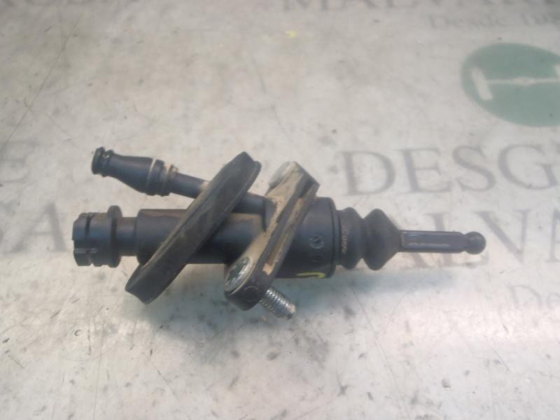 Recambio de bomba embrague para opel meriva cosmo referencia OEM IAM   