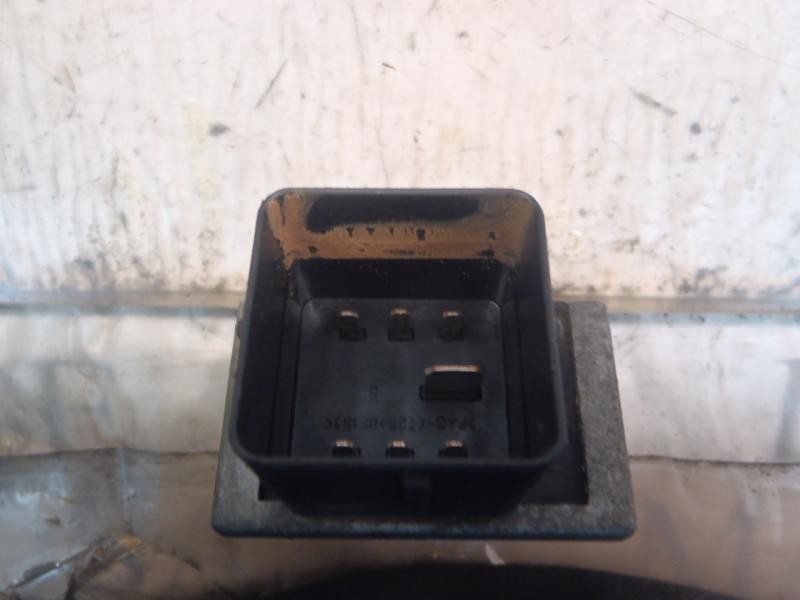 Recambio de caja precalentamiento para peugeot 207 x-line referencia OEM IAM   