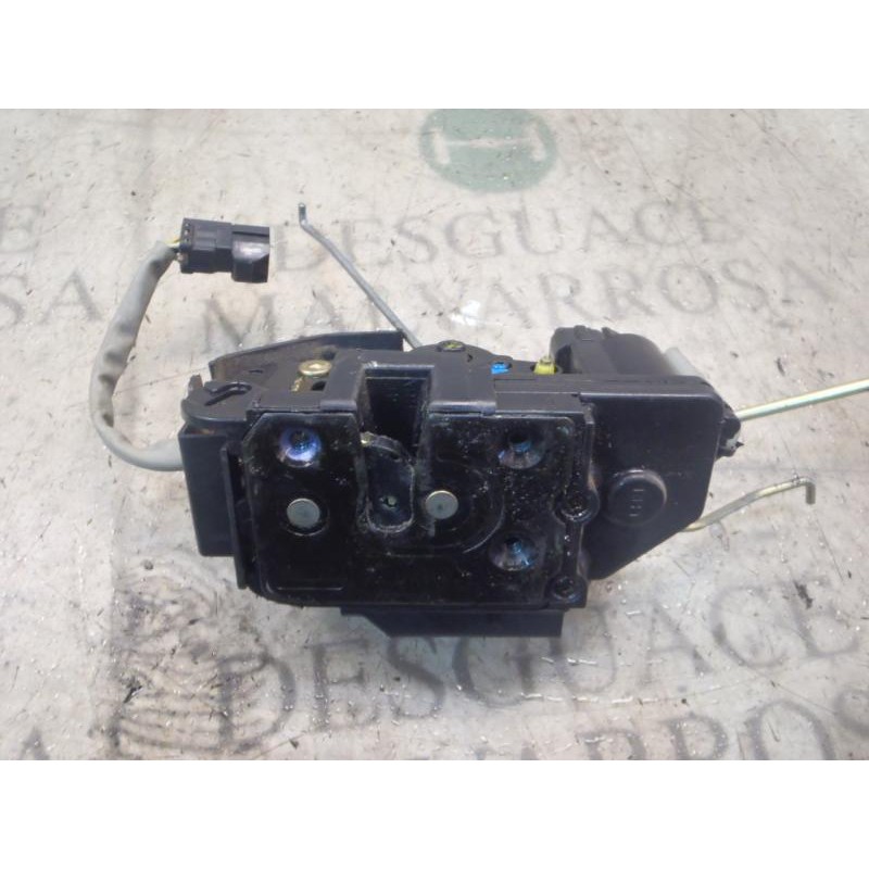 Recambio de cerradura puerta delantera derecha para hyundai getz (tb) 1.5 crdi referencia OEM IAM 813201C021  