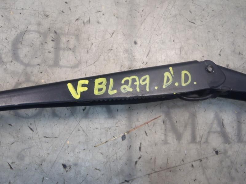 Recambio de brazo limpia delantero derecho para opel astra h ber. enjoy referencia OEM IAM   