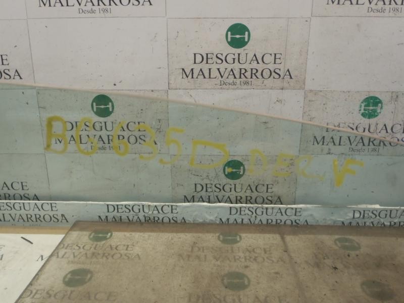 Recambio de cristal puerta delantero derecho para ford focus berlina (cap) ghia referencia OEM IAM   