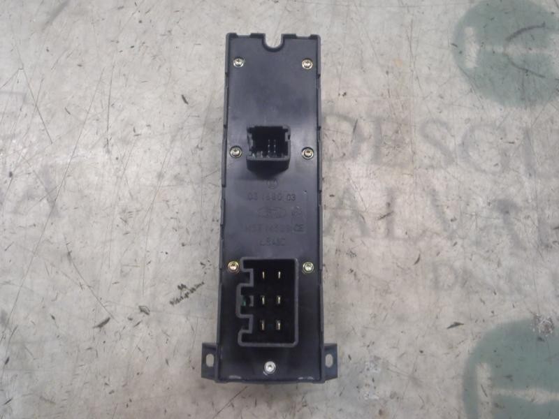 Recambio de mando elevalunas delantero izquierdo para ford focus berlina (cap) ghia referencia OEM IAM   