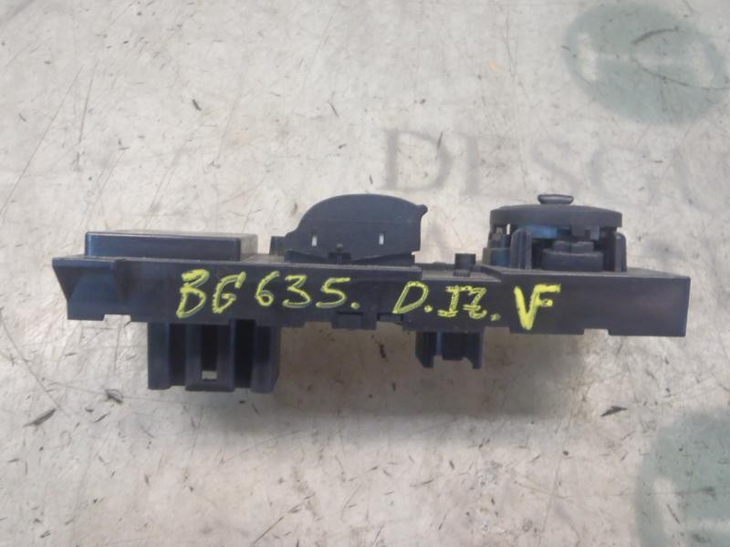 Recambio de mando elevalunas delantero izquierdo para ford focus berlina (cap) ghia referencia OEM IAM   